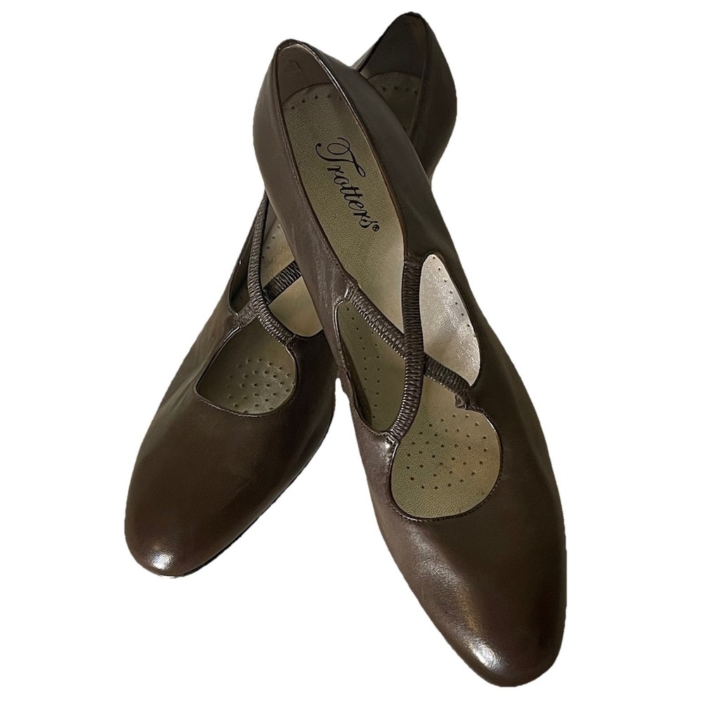 Trotters Jaimie Womens Brown Leather Pump Size 11 S Slim‎ Low Heel Comfort
